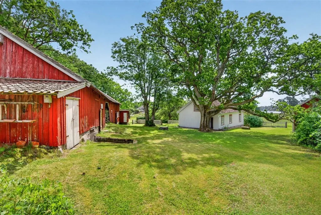 Fritidshus, Lindö 12, Västra Götaland. Bild 1 av 20
