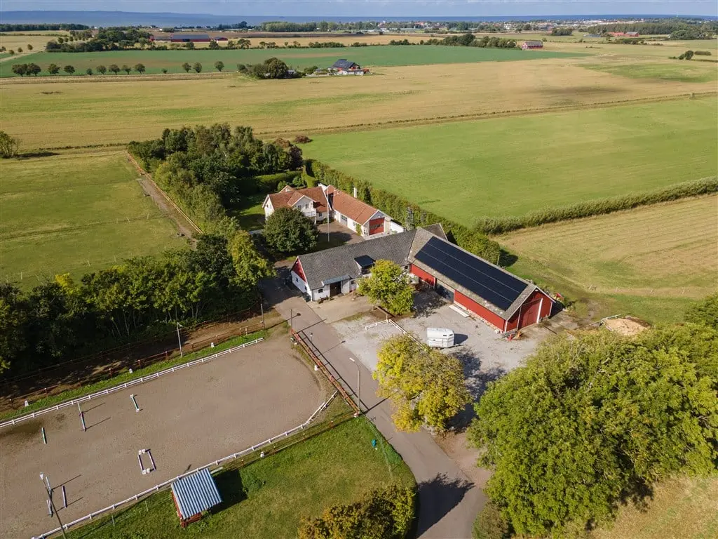 Gård, Döshultsvägen 536, Skåne. Bild 1 av 18