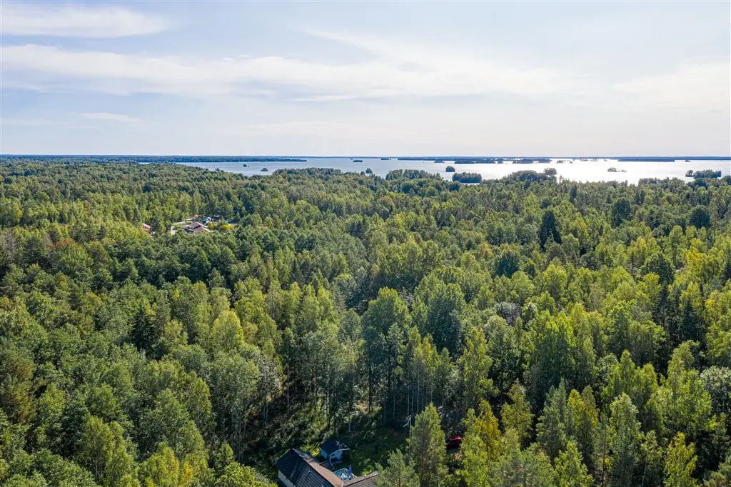 Tomt / mark, Spovvägen 1, Västmanland. Bild 1 av 11