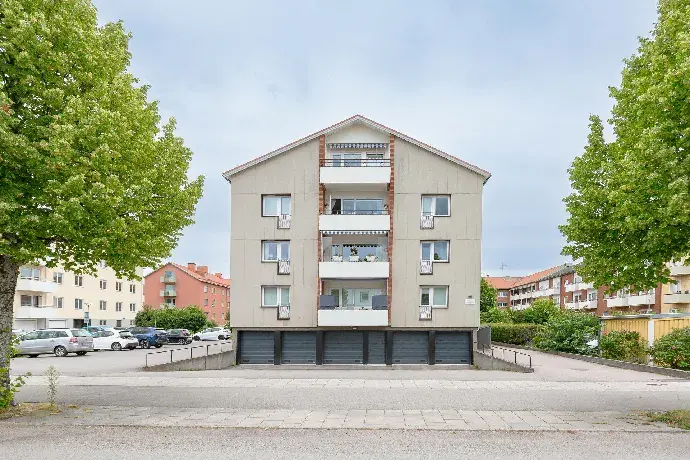 Bild 1 av 20 på Djulögatan