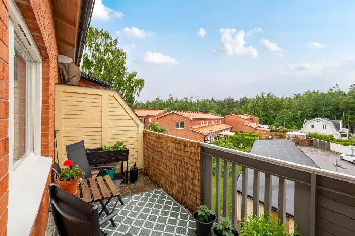 Lägenhet, Nydalavägen, Södertälje. Bild 1 av 16