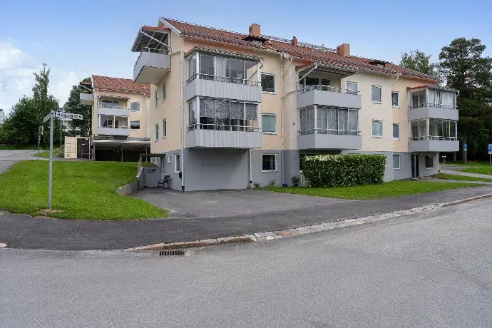Bild 1 av 20 på Rosgatan