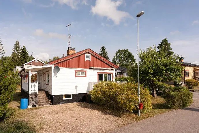 Villa, Valsverksvägen, Fagersta. Bild 1 av 36