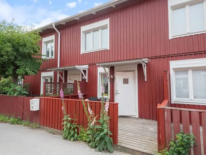 Lägenhet, Strömstarevägen 30. Bild 1 av 20