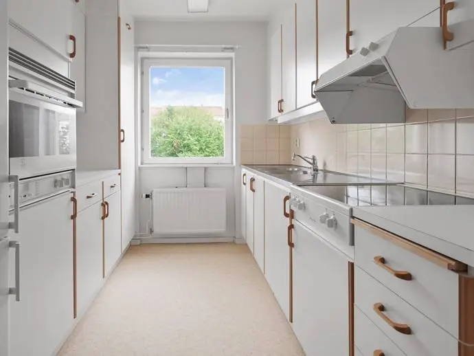 Lägenhet, Finspångsvägen 1C. Bild 1 av 20