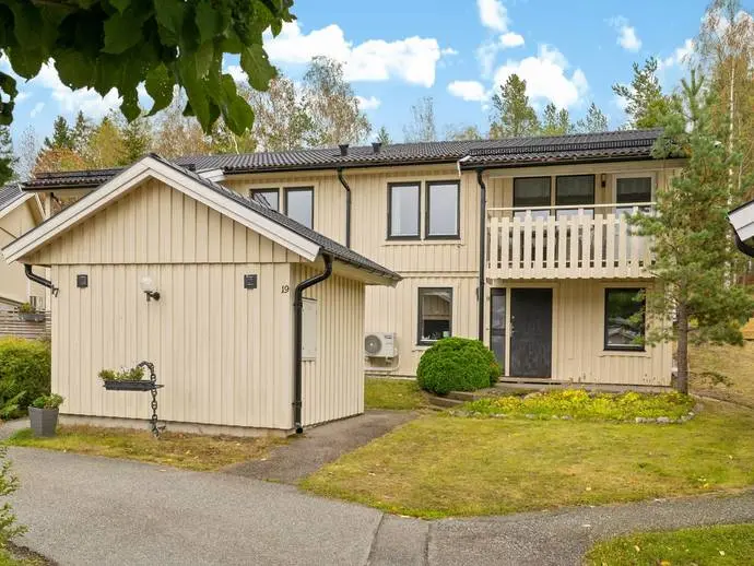 Bild 1 av 20 på Bastugärdesvägen 19