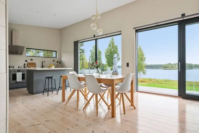 Bild 1 av 36 på Törvesön 453