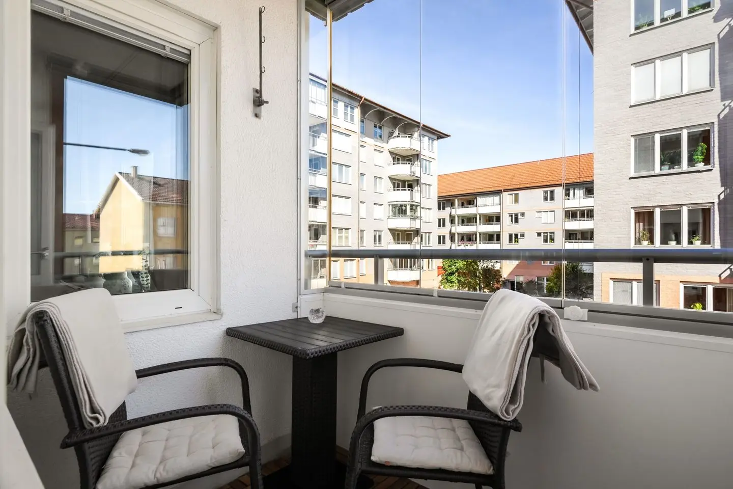 Lägenhet, Södra Kansligatan 32, Gävle. Bild 1 av 18