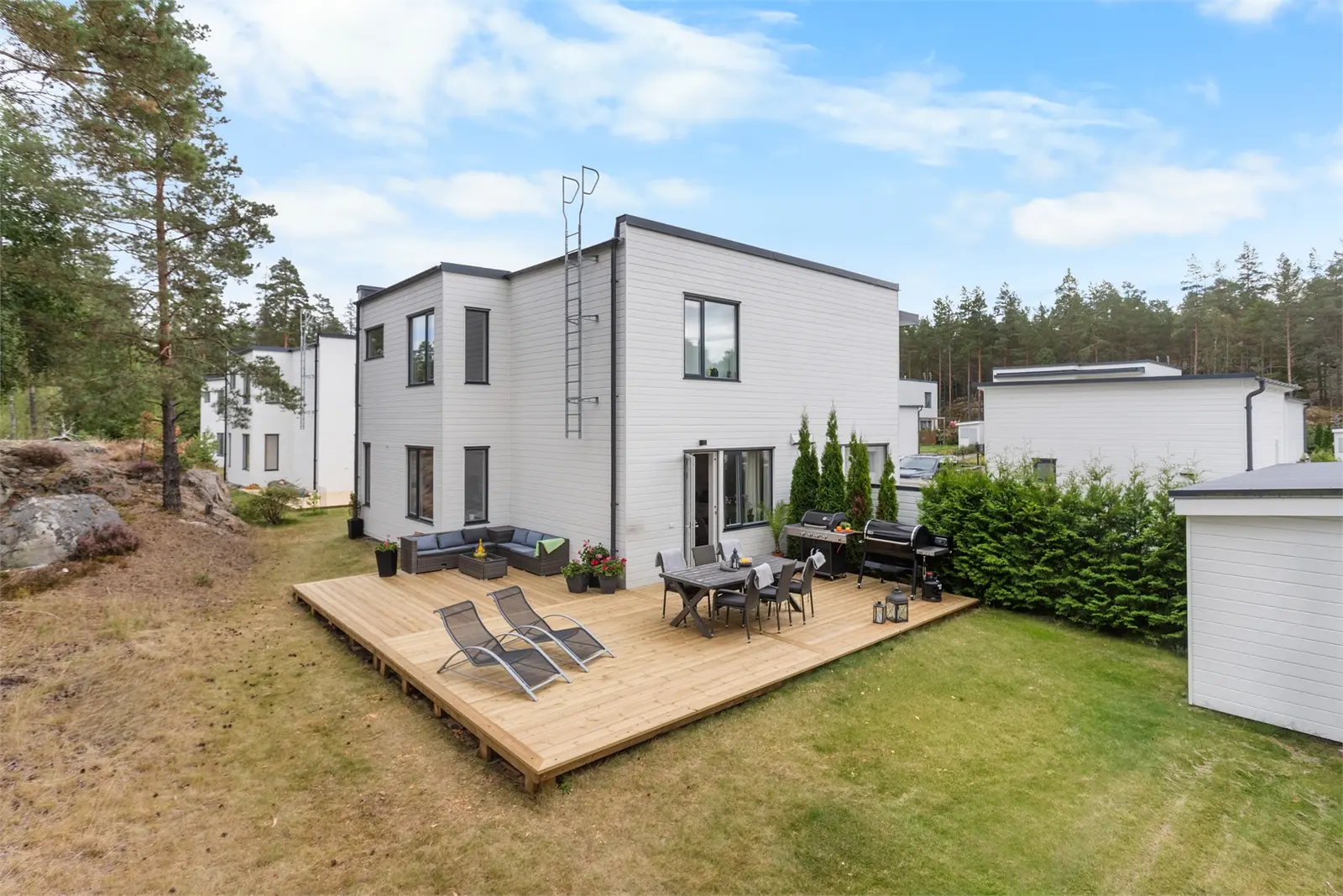 Lägenhet, Tant Gredelins väg 32B. Bild 1 av 5