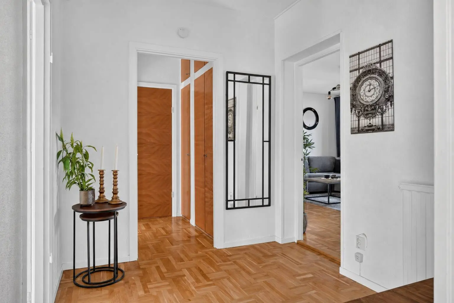 Lägenhet, Kärleksstigen 19, Karlsborg. Bild 1 av 20