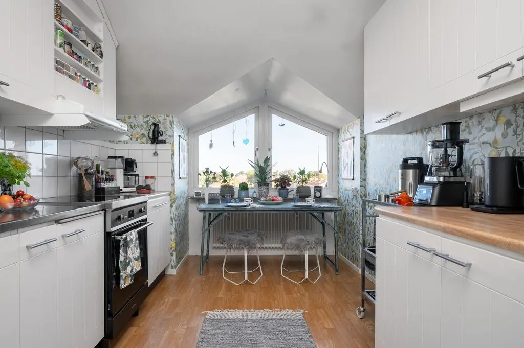 Lägenhet, Motalagatan 15B, Lgh1201, Motala. Bild 1 av 40