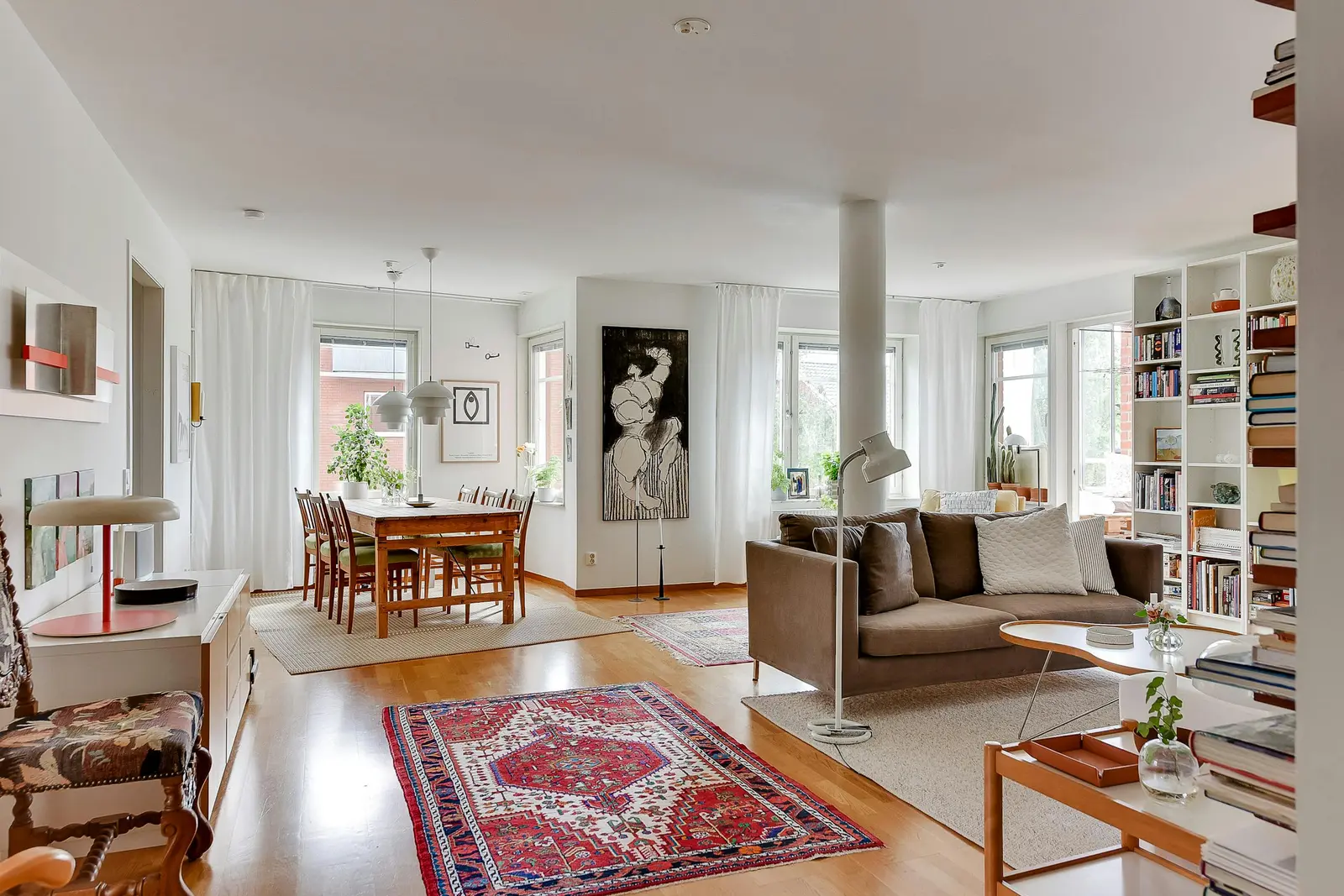 Bild 1 av 20 på Skolgatan 106