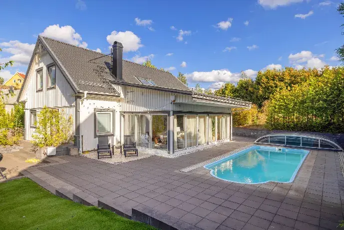 Villa, Vallmovägen, Tyresö. Bild 1 av 34