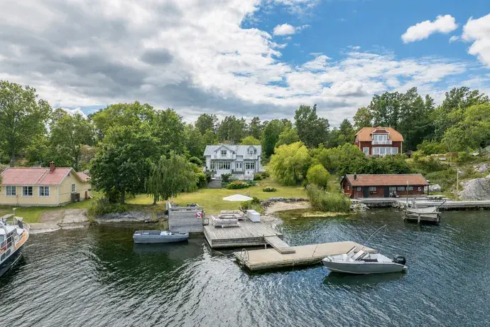 Fritidshus, Norrgårdsstigen 5, Saltsjöbaden. Bild 1 av 40