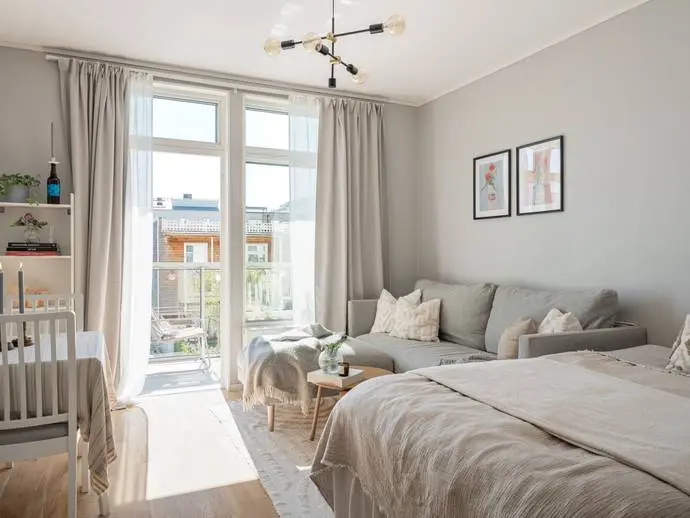 Bild 1 av 20 på HÄGERNEHOLMSVÄGEN 7A