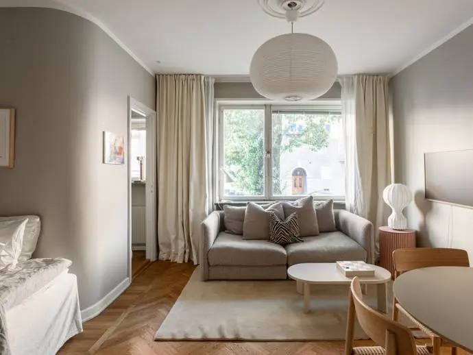 Lägenhet, Banérgatan 50. Bild 1 av 19