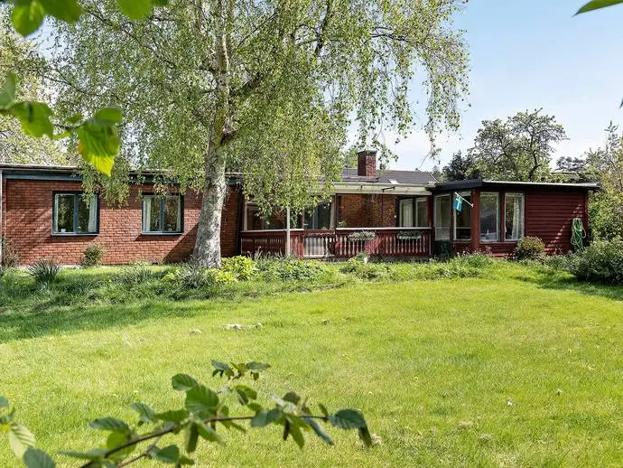 Image 1 of 20 of Lyckhemsvägen 16