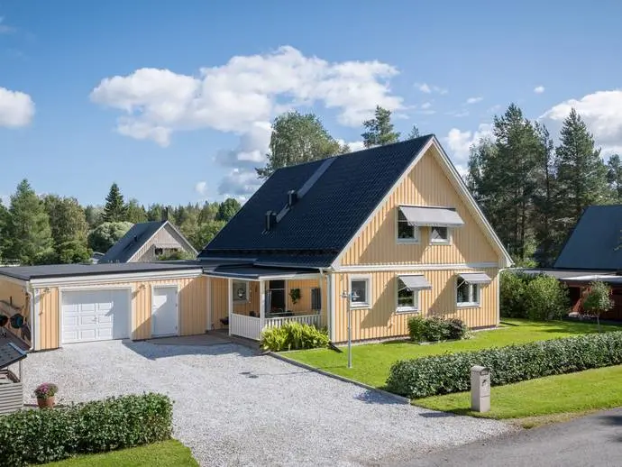 Bild 1 av 20 på Fätågsvägen 3