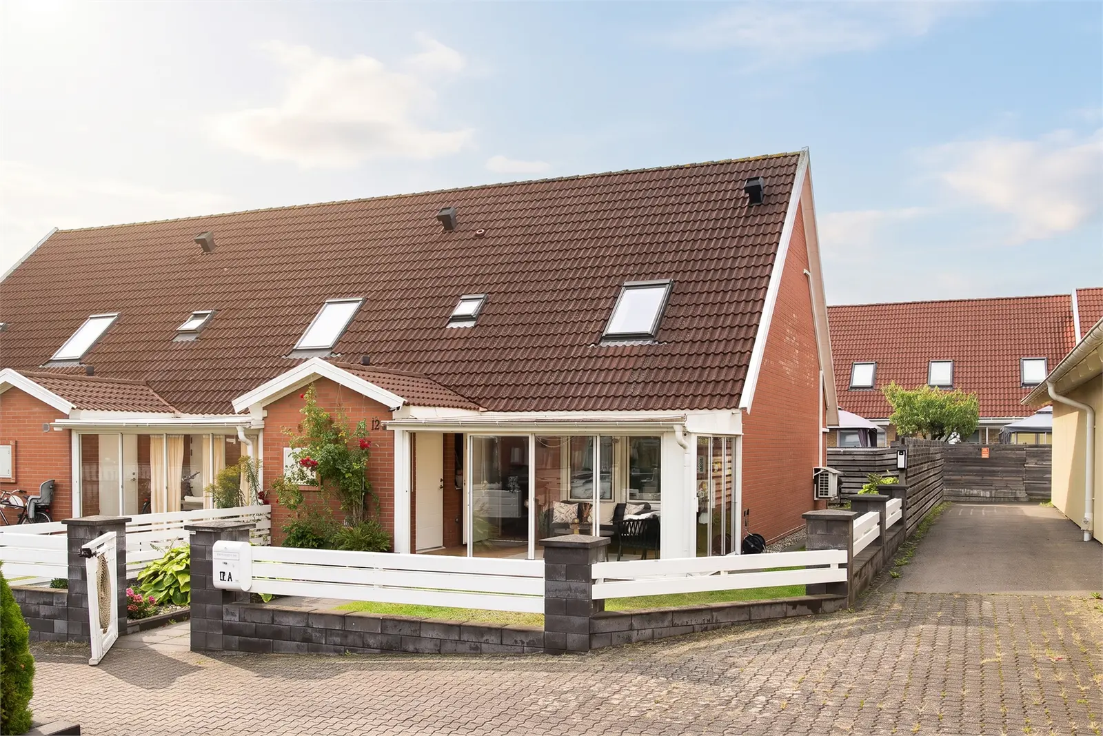 Villa, Kastanjegatan 12A. Bild 1 av 5