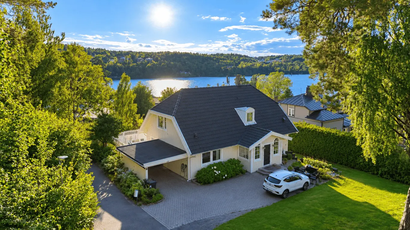 Villa, Bergviksgatan 26, Södertälje. Bild 1 av 20