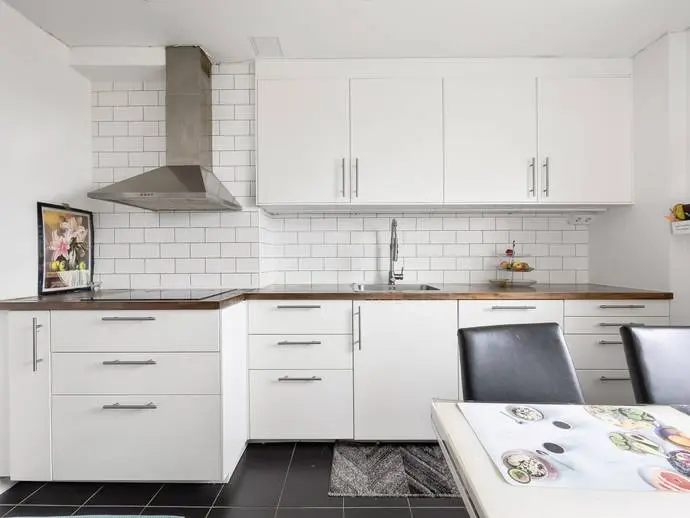 Bild 1 av 20 på Rödkullastigen 9A