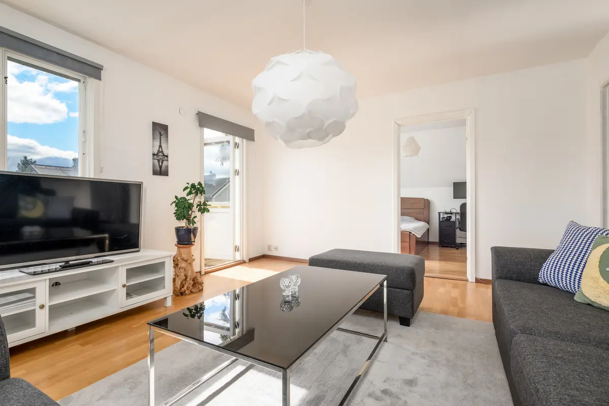 Lägenhet, Västra Långgatan 62, Sundsvall. Bild 1 av 18