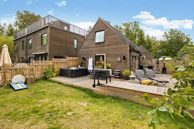 Lägenhet, Svinningeuddsvägen 12g, Åkersberga. Bild 1 av 33