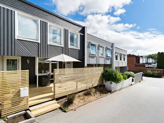 Semi-detached/terraced, Björnmossegången 140. Photo 1 of 20