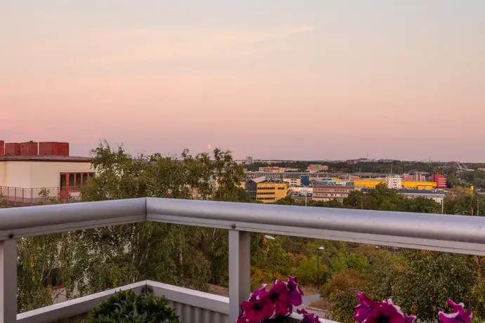 Lägenhet, Valsbergs gränd 8, vån 4/4, Stockholm. Bild 1 av 19