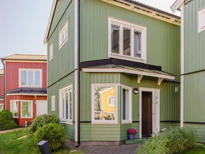 Bild 1 av 20 på Högbackavägen 9