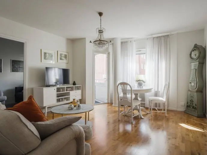 Apartment, Södra Kansligatan 32. Photo 1 of 20