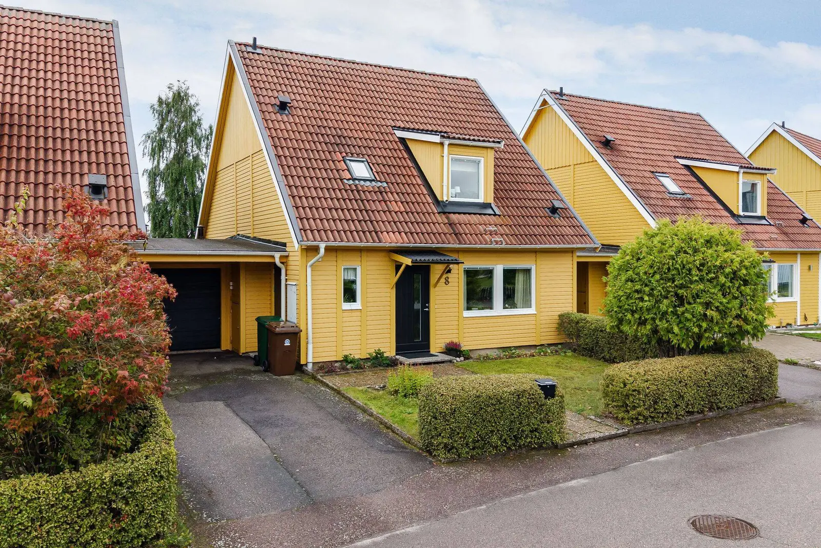 Bild 1 av 20 på Mestadalsvägen 8