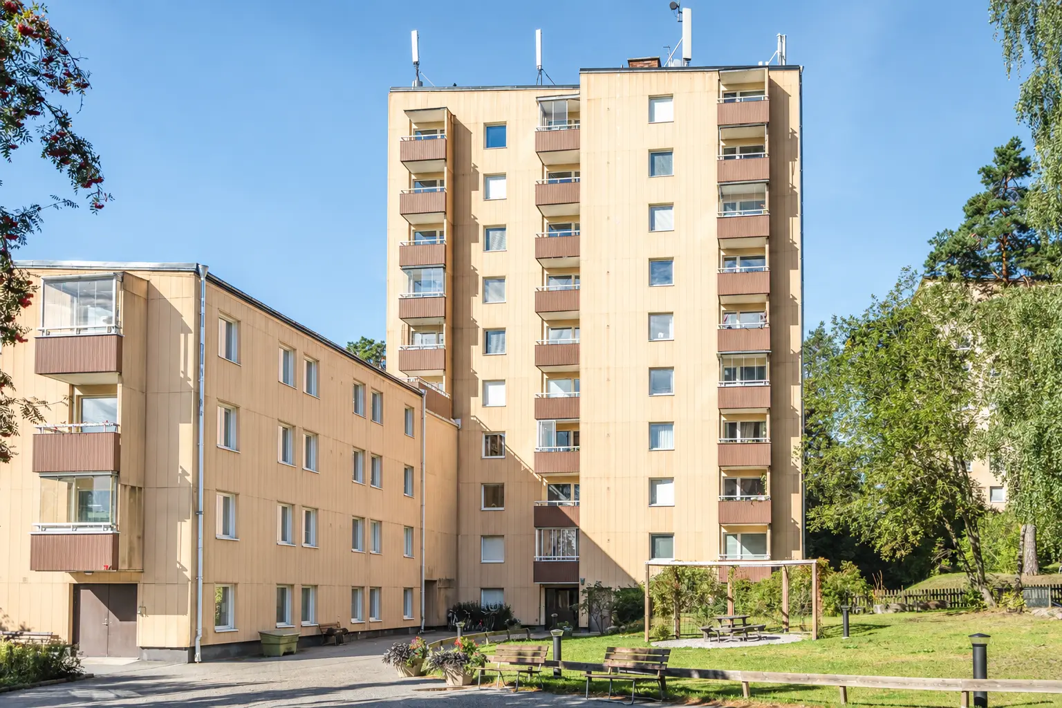 Bild 1 av 8 på Hägernäsvägen 8