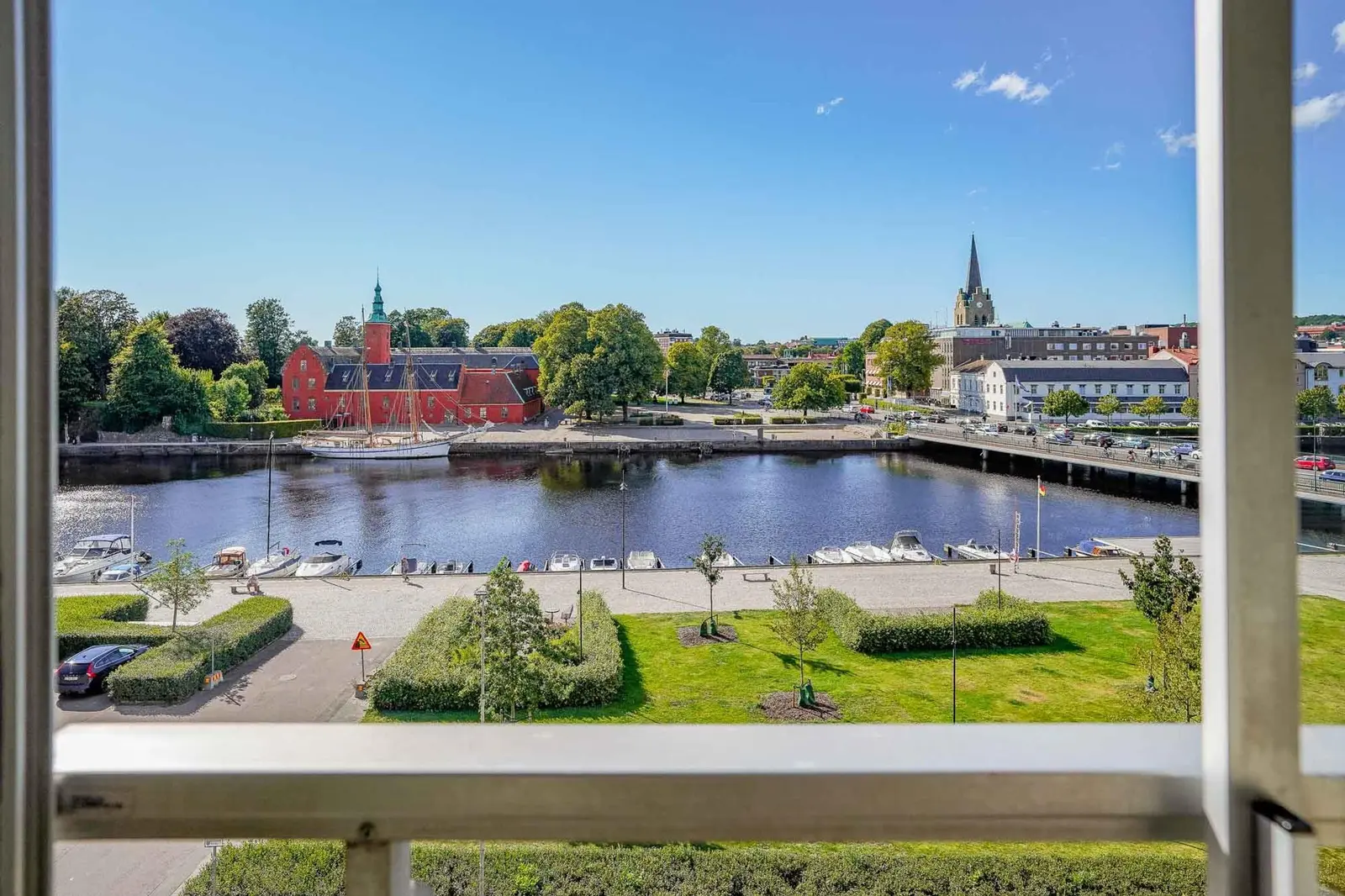 Image 1 of 1 of Syskonhamnsgatan 1