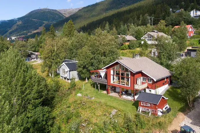 Bild 1 av 39 på Vikbölevägen 21