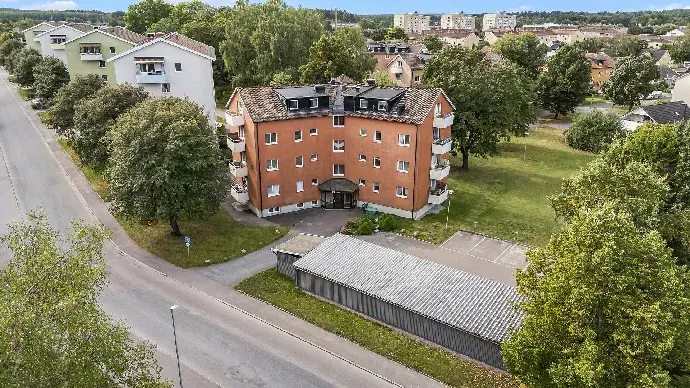 Lägenhet, Snevringevägen, Hallstahammar. Bild 1 av 21
