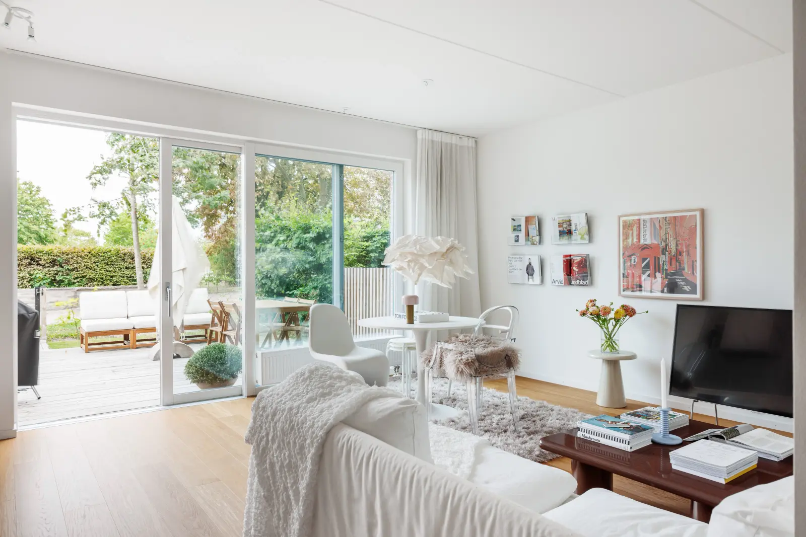 Lägenhet, Kyrkvägen 9B, Höllviken. Bild 1 av 21