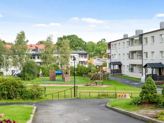 Lägenhet, Gränsvägen 34, Haninge. Bild 1 av 18