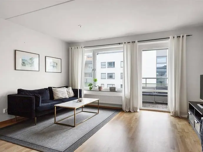 Lägenhet, Solskensgatan 17. Bild 1 av 20