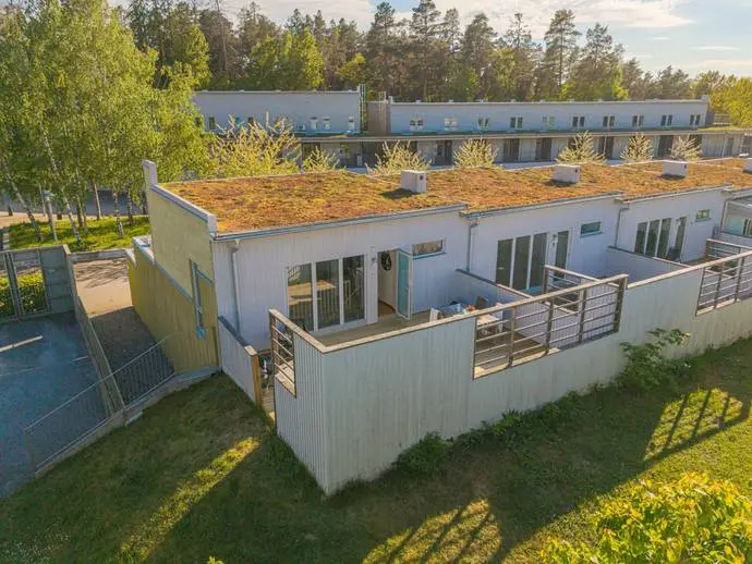 Par-/radhus, Ryttmästarvägen 2. Bild 1 av 20
