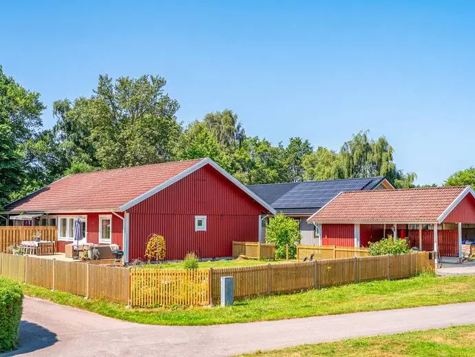 Bild 1 av 20 på Sandgårdsvägen 18