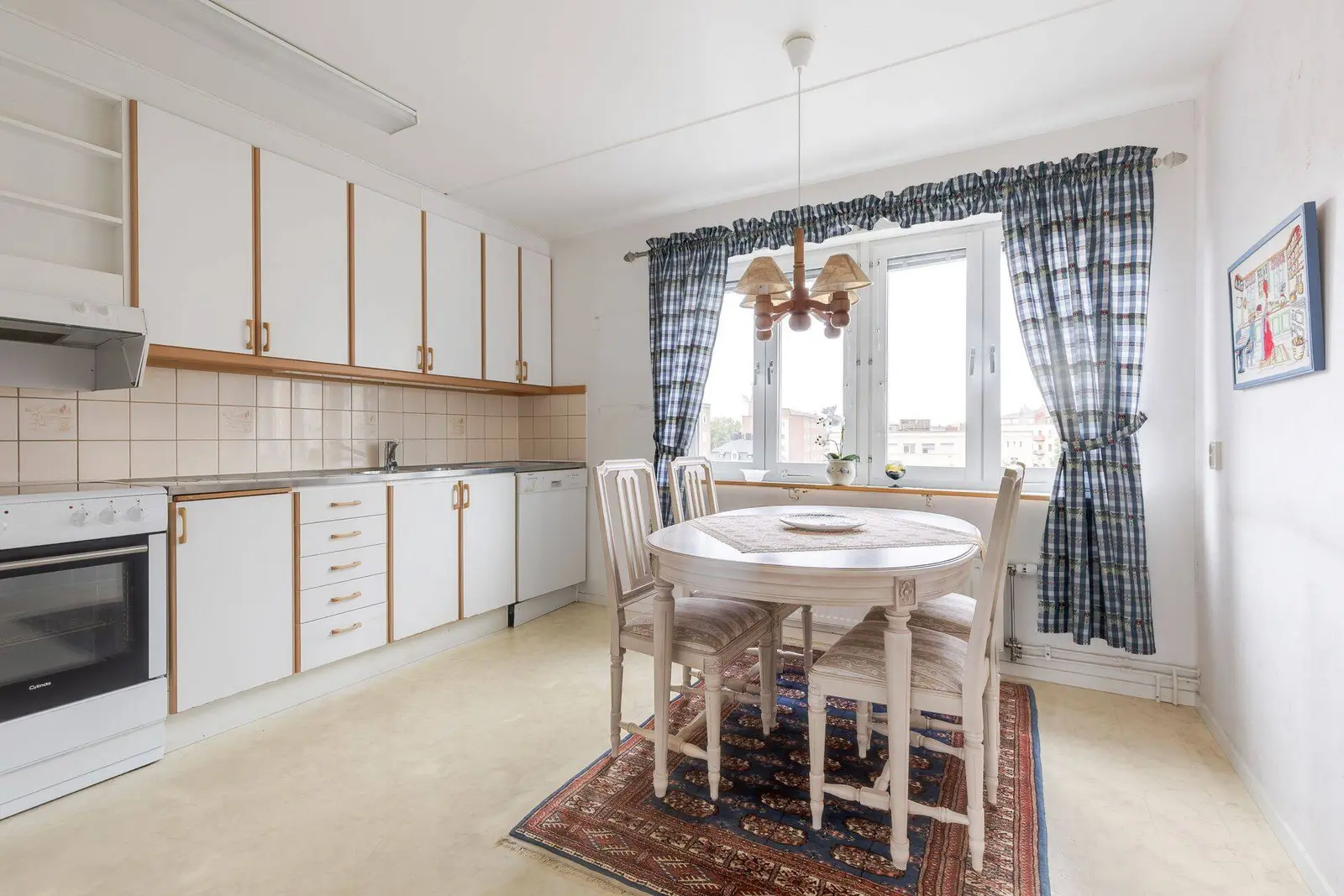Bild 1 av 32 på Kyrkogårdsgatan 4A