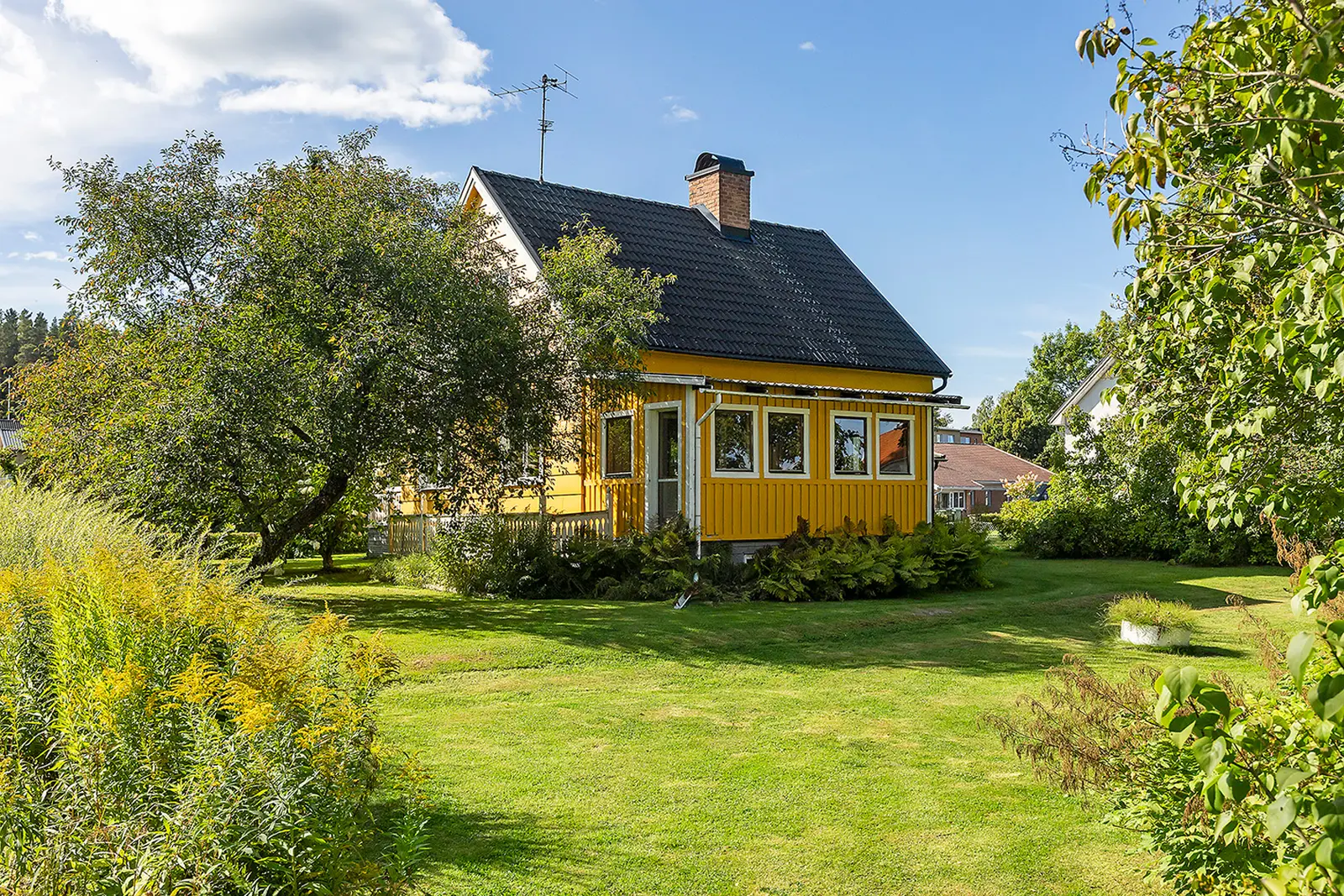 Villa, Grossbolsgatan 8. Bild 1 av 5