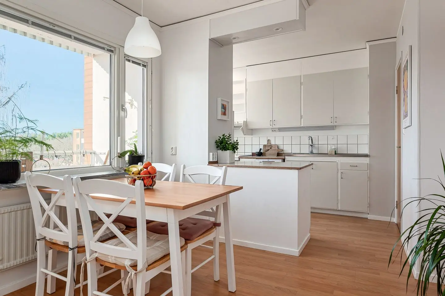 Lägenhet, Erikslundsvägen 22, Nyköping. Bild 1 av 24