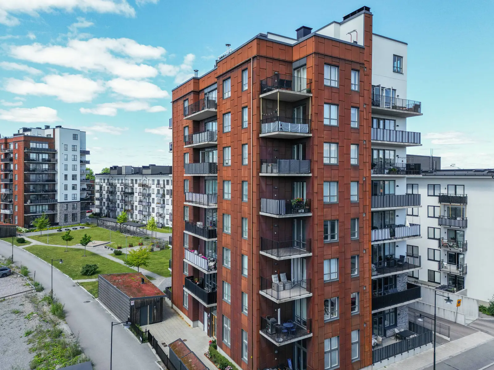 Image 1 of 33 of Norrgärdesgatan 6