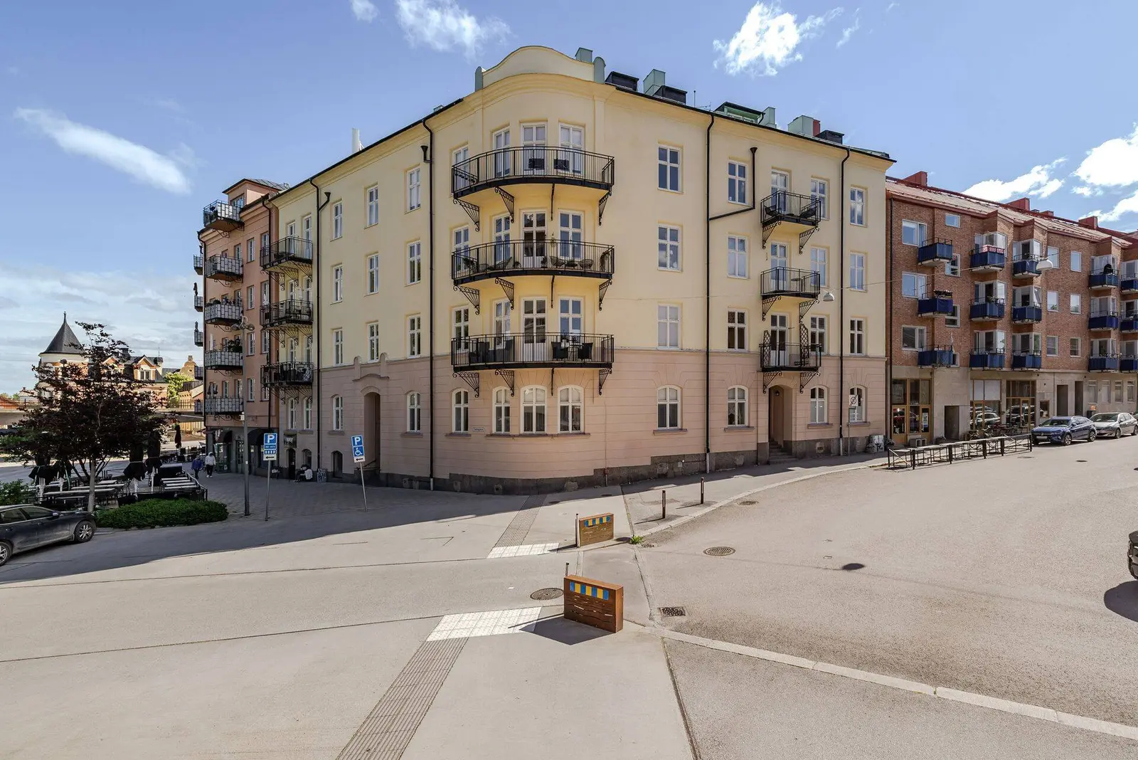 Bild 1 av 32 på Stensborgsgatan 1