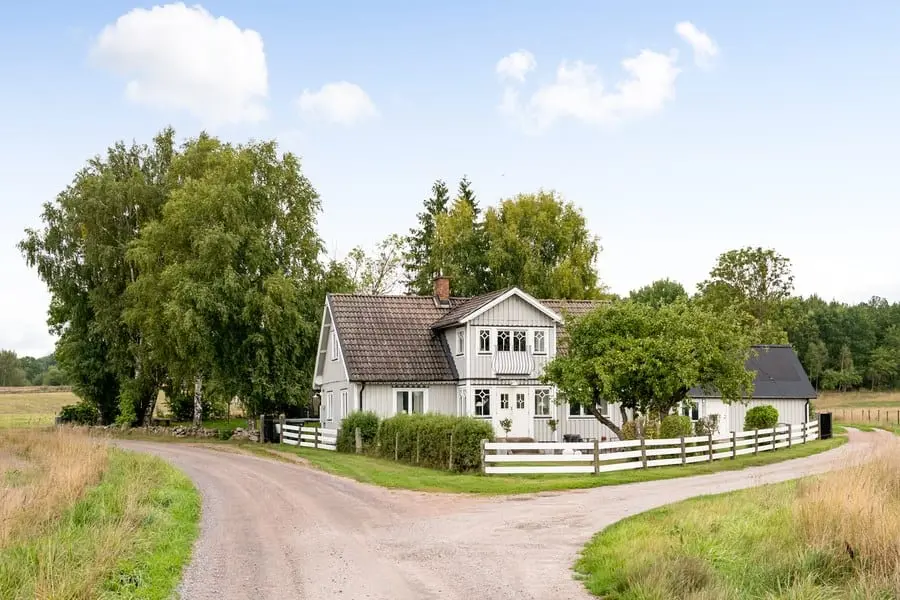 Bild 1 av 20 på Axeltorp 3281