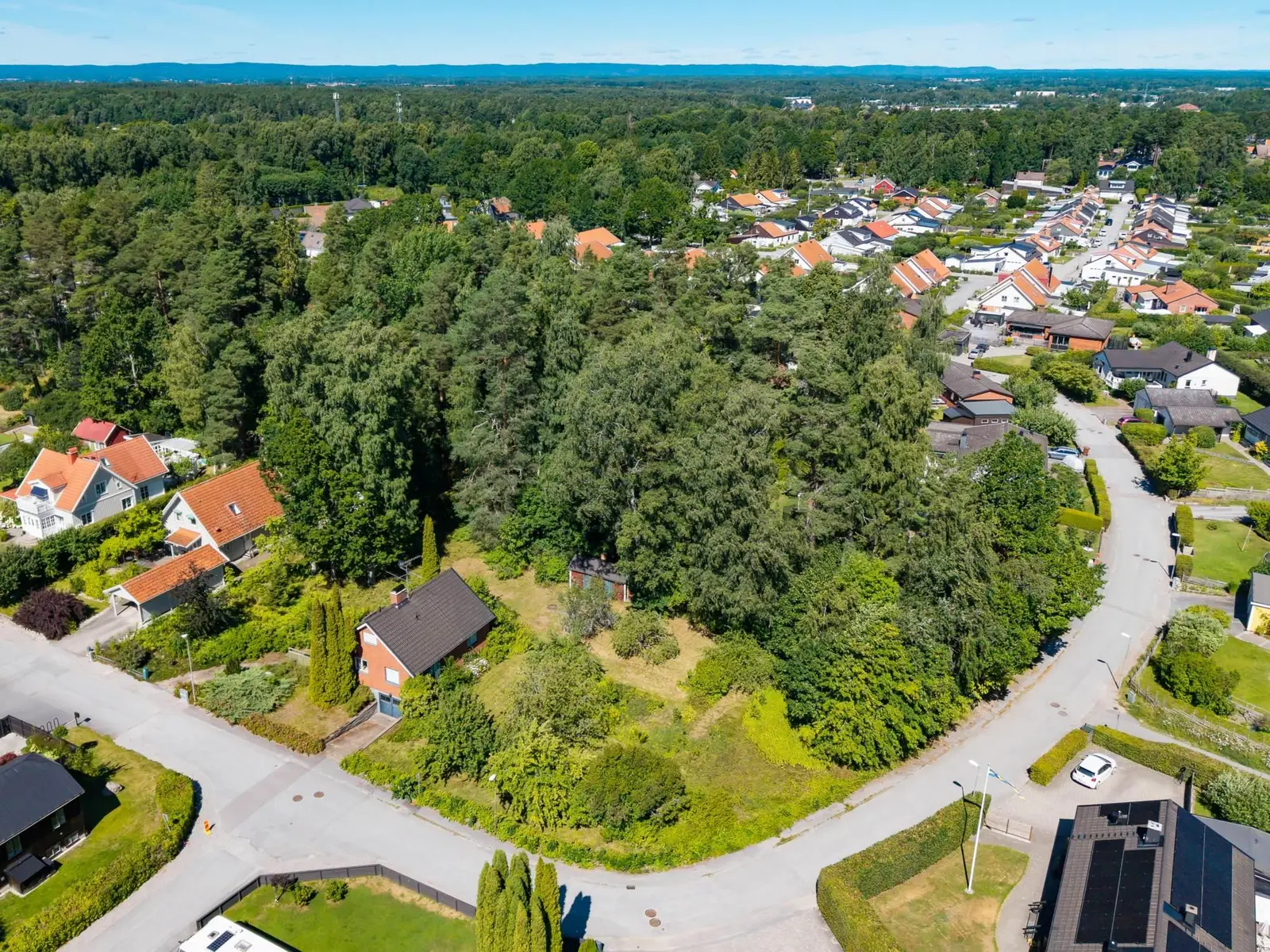 Image 1 of 6 of Vårbovägen 22, Adolfsberg