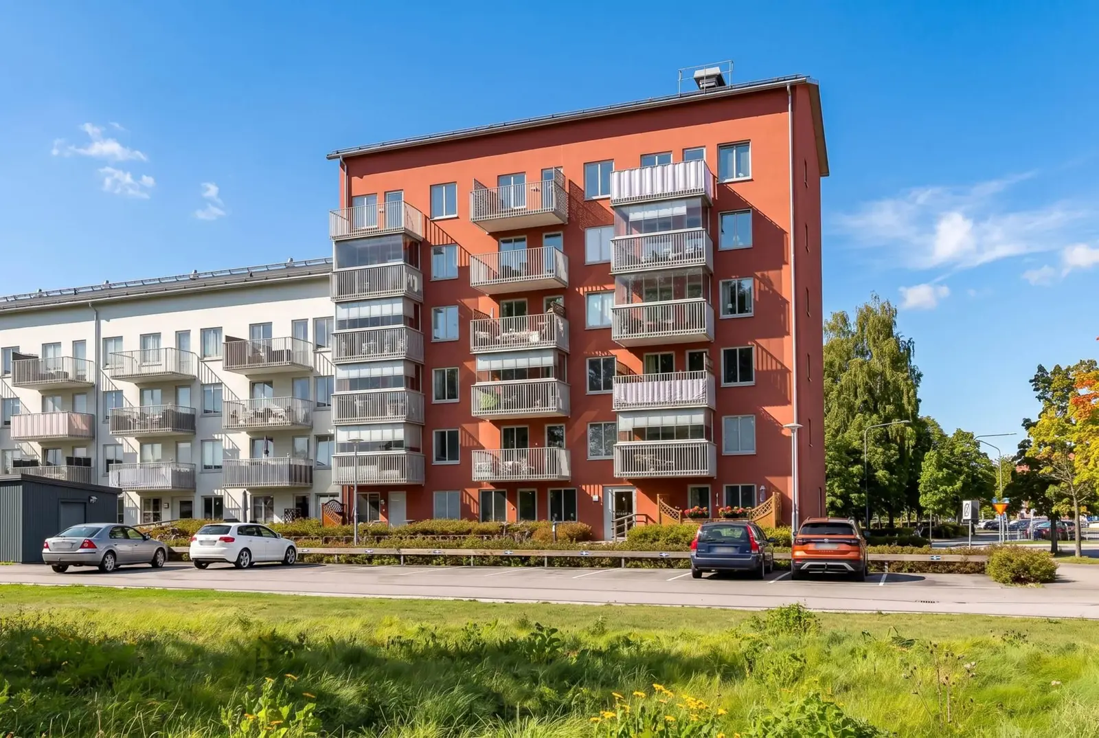 Bild 1 av 19 på Fabriksgatan 3