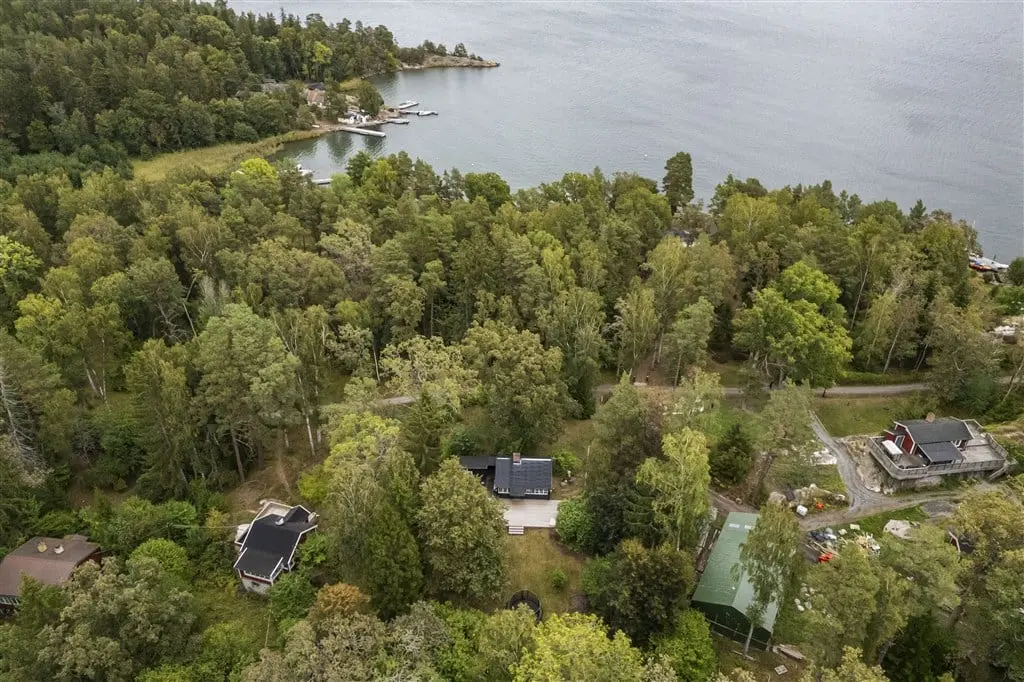 Bild 1 av 40 på Badbergsstigen 10